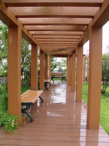 높은 날씨 저항 정원 Pergola 내구성 야외 나무 복합 제품